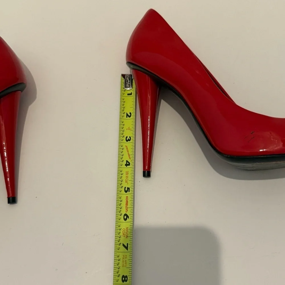Giuseppe Zanotti Red Patent Leather Pointed-Toe Pumps Heels EU 37.5 US 7.5